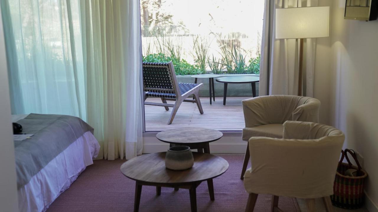 Casagrande Hotel & Beach Club 호세 이그나시오 외부 사진 A room at the hotel