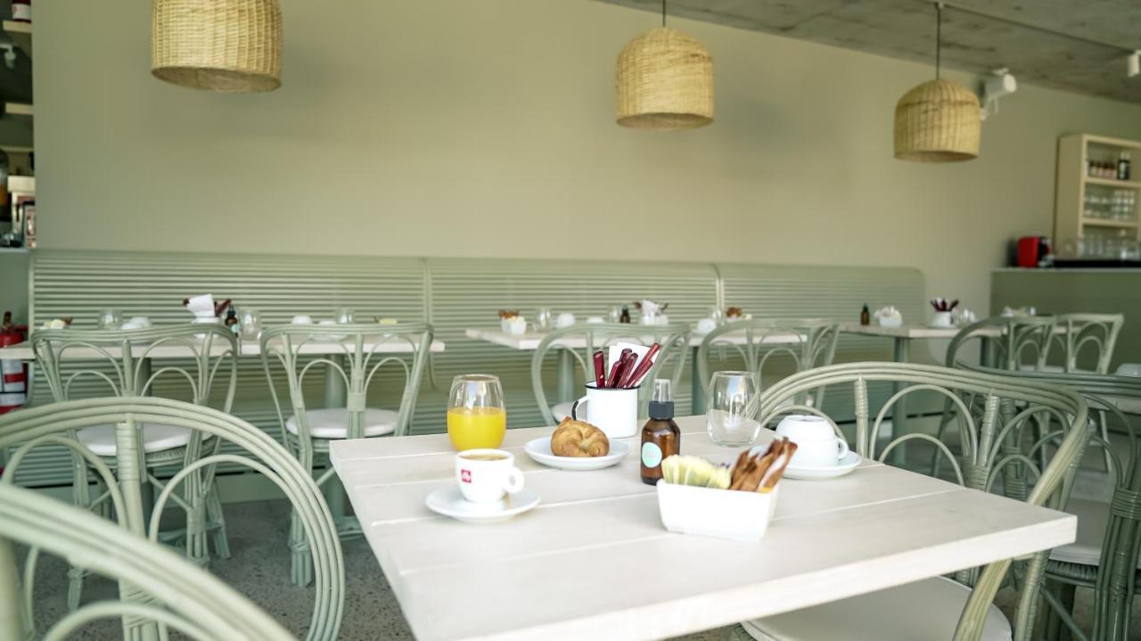 Casagrande Hotel & Beach Club 호세 이그나시오 외부 사진 The interior of the restaurant