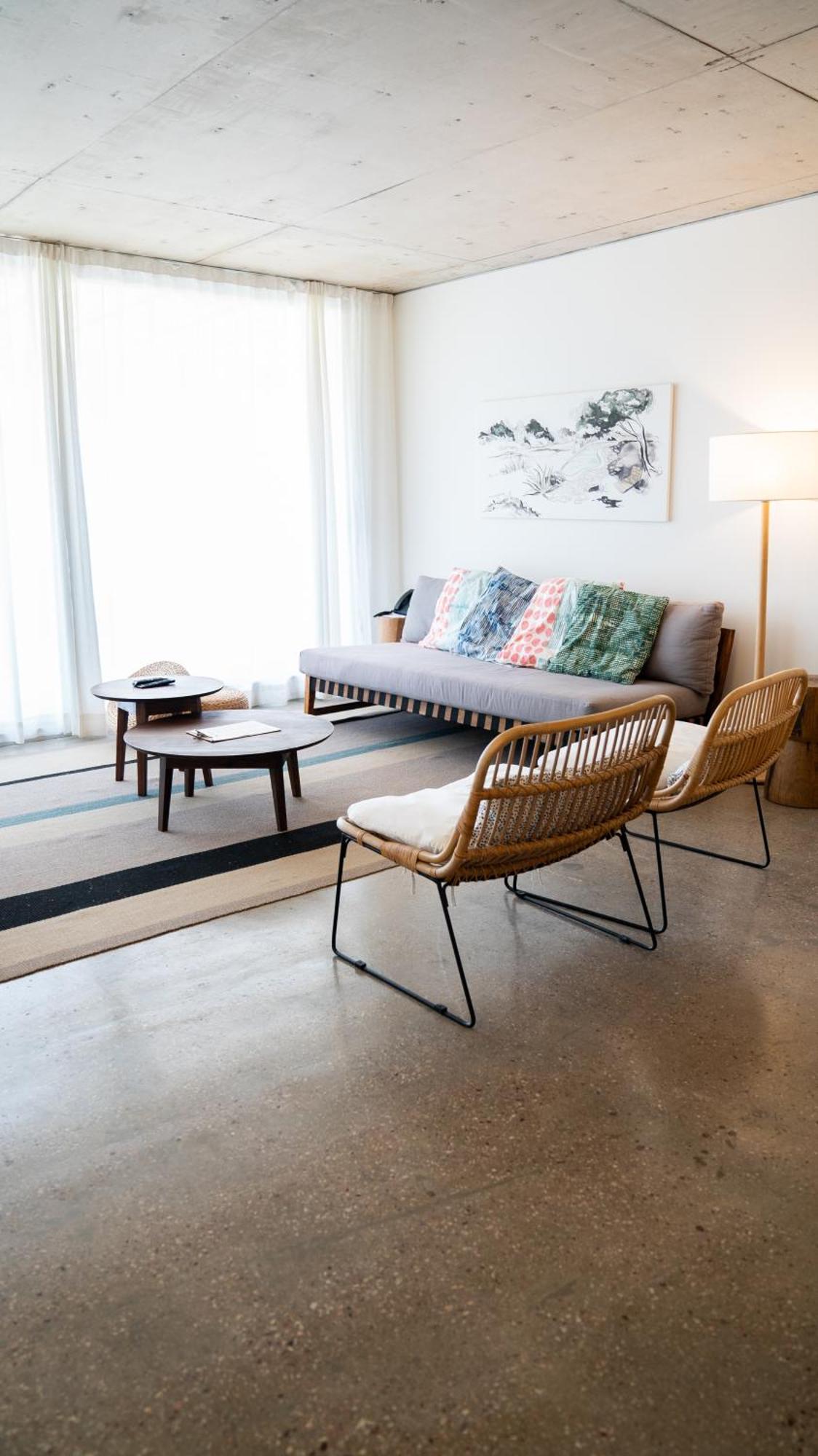 Casagrande Hotel & Beach Club 호세 이그나시오 외부 사진 A living room in a private home
